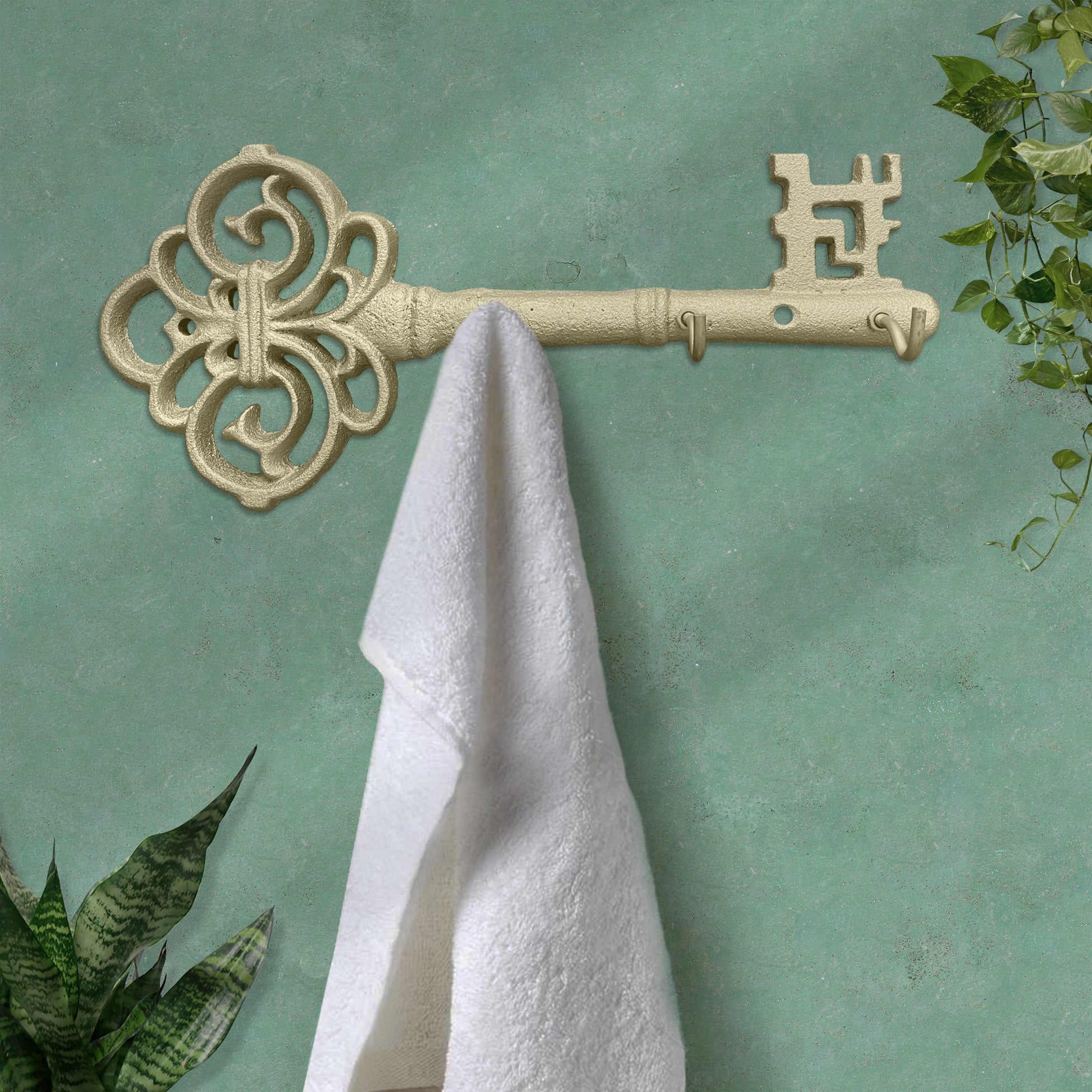 Gold Skeleton Key Wall Hooks, 10”